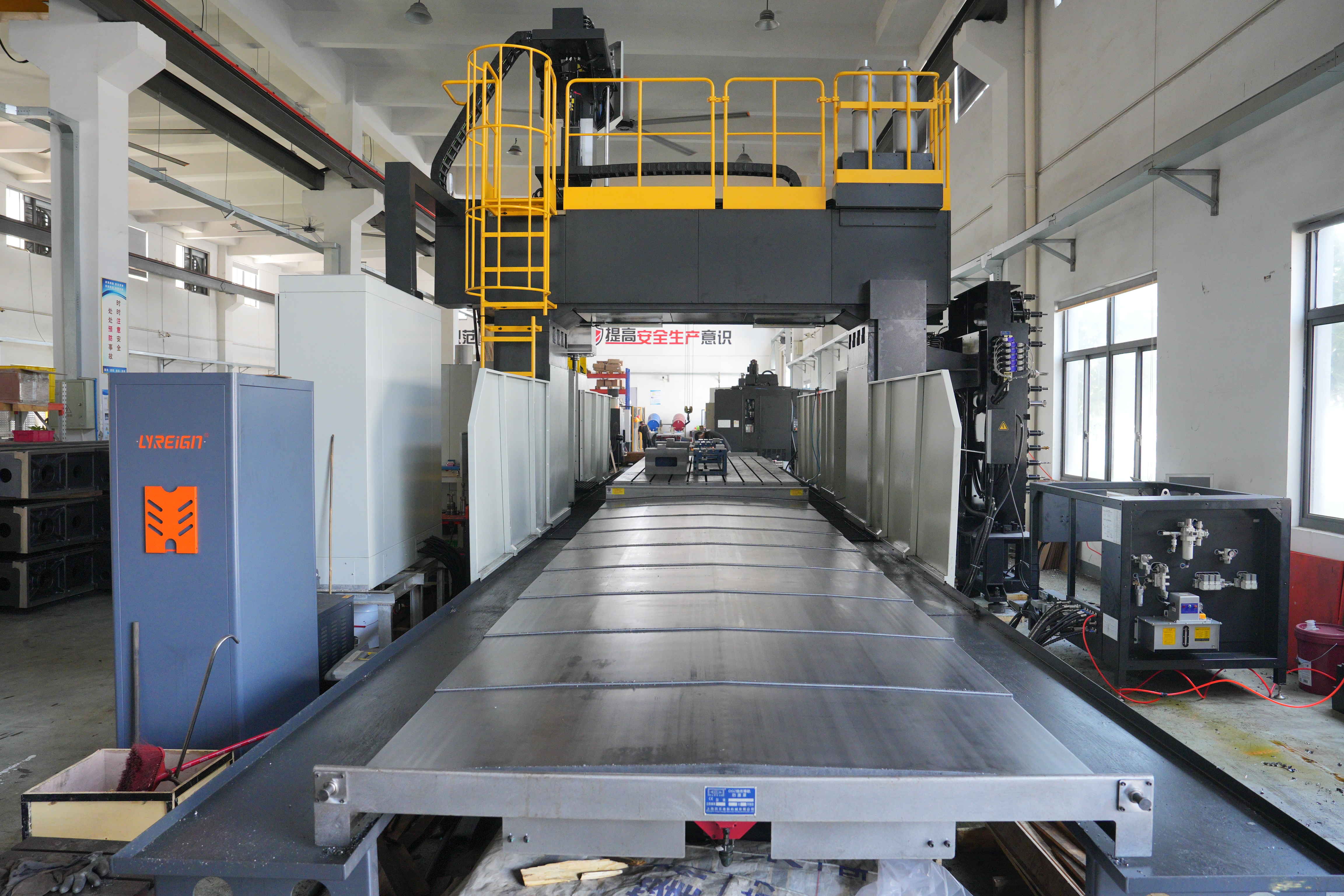 Haitian Precision Gantry Machining Center